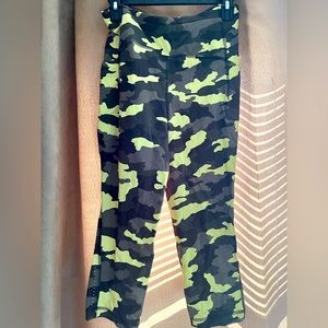 Lululemon Camo Leggings size 8